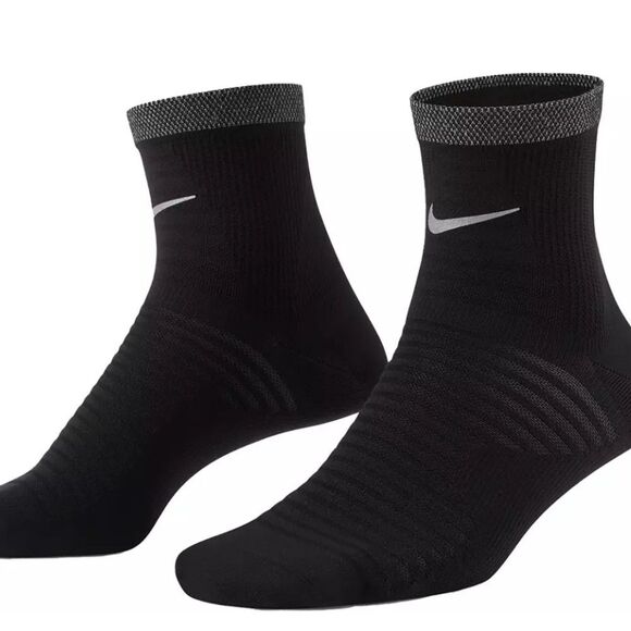 Nike Spark Lightweight Running Ankle Socks - Picture 1 of 7